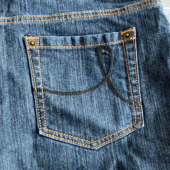 DKNY High Waisted Jean Shorts - Picture 3 of 7